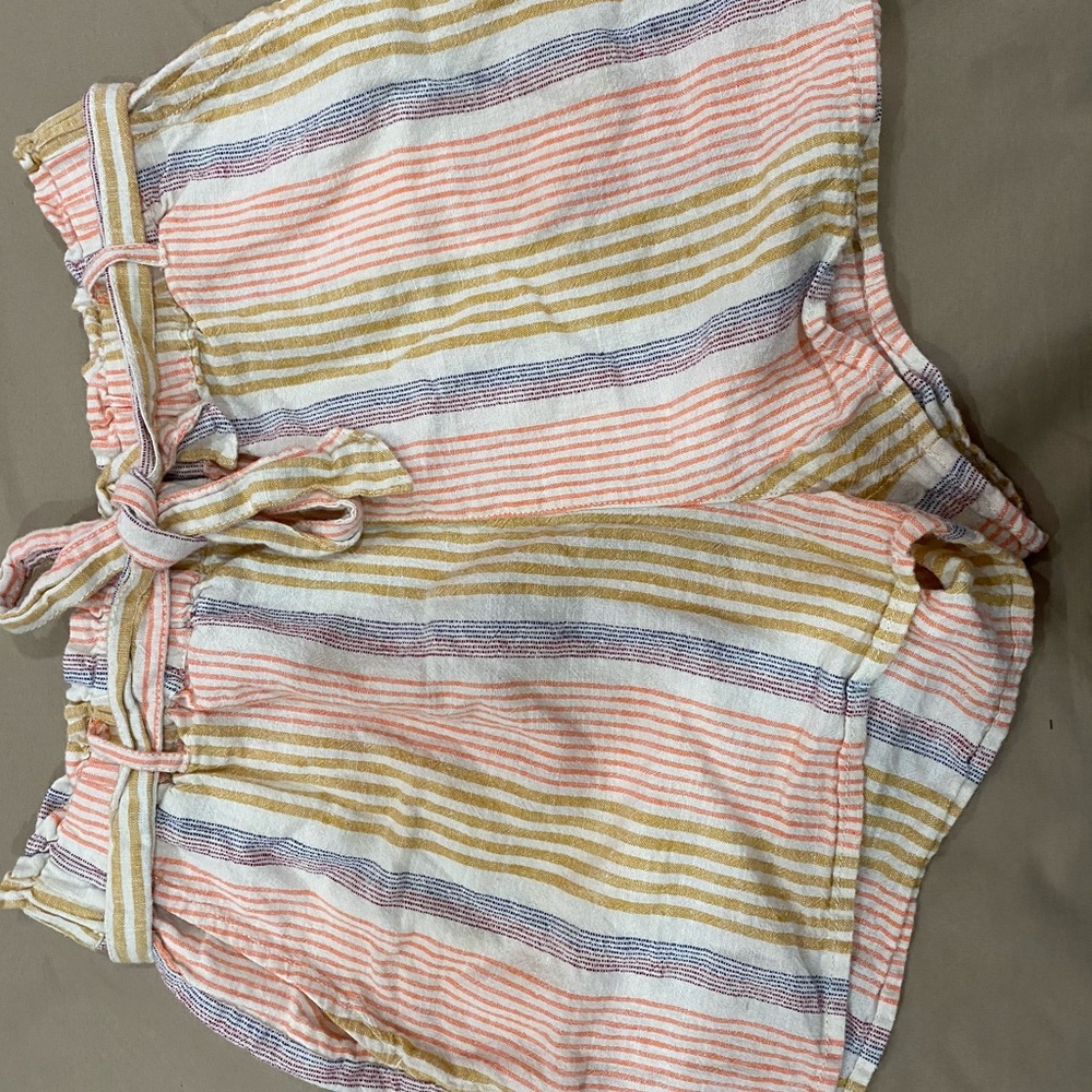 striped shorts